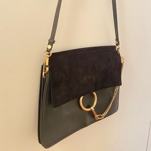 Chloe faye small shoulder bag in smooth & suede calfskin. Black w/ gold clasp.